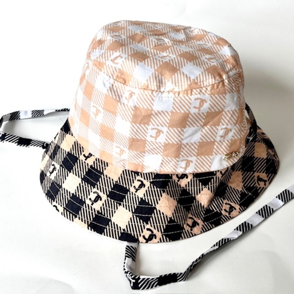 Juicy Couture Accessories - Juicy Couture Bucket Hat